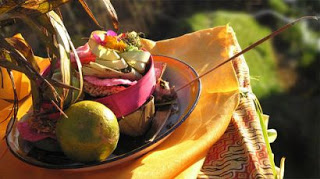 Offerings at Villa Sabandari, a Bali boutique resort in the vicinity of Ubud. 